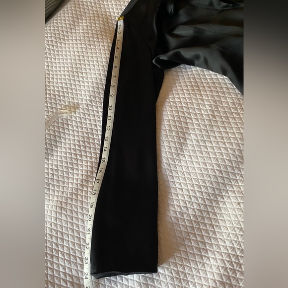 ECI Black Blazer Jacket 100% Silk with Notched Lapel Size 4 - Picture 16 of 16